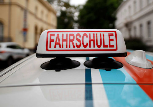 Wie viele Fahrstunden brauchst du bei uns?